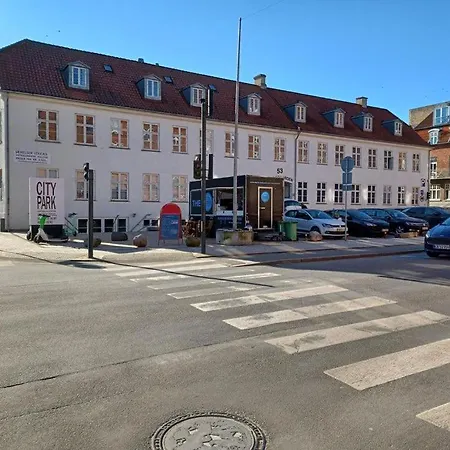 Appartement Cheap And Very Basement - Vindegade 53f