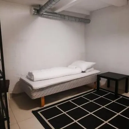 Lägenhet Cheap And Very Basement - Vindegade 53f