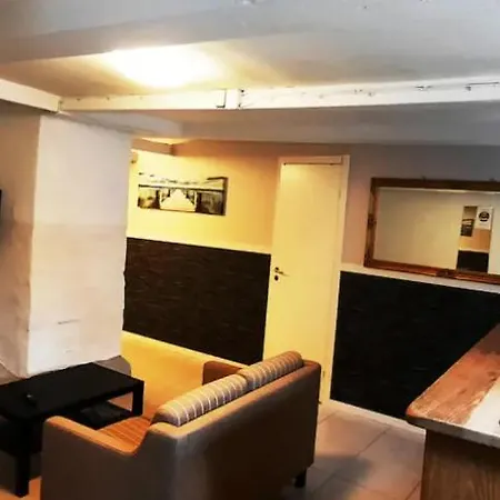 Lägenhet Cheap And Very Basement - Vindegade 53f